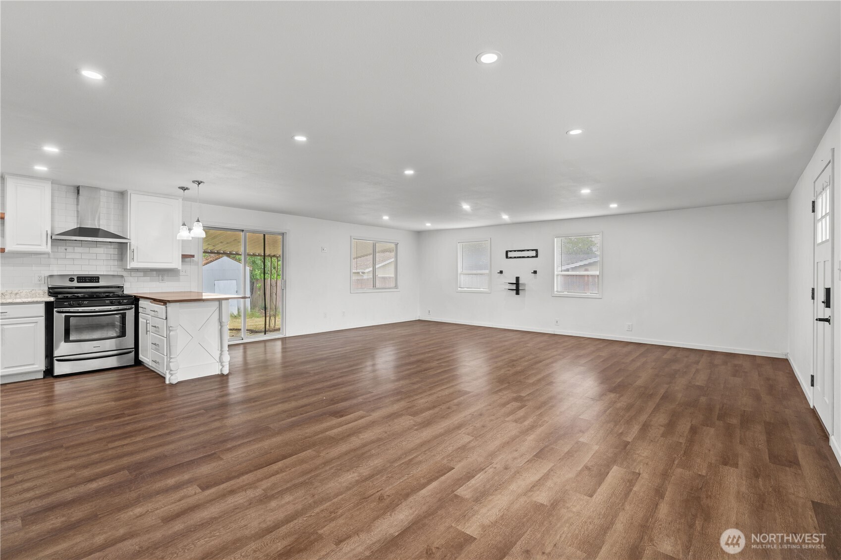 2229 SW 330th Street Federal Way WA 98023