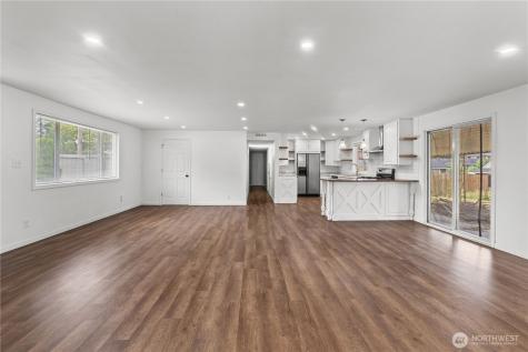 2229 SW 330th Street Federal Way WA 98023