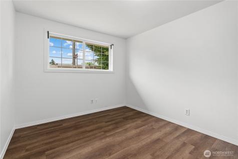 2229 SW 330th Street Federal Way WA 98023
