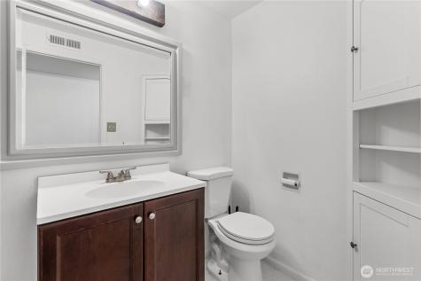 2229 SW 330th Street Federal Way WA 98023