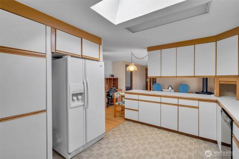 23916 7th Place W Bothell WA 98021