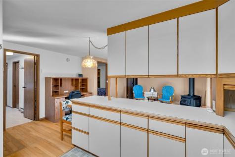 23916 7th Place W Bothell WA 98021