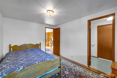 23916 7th Place W Bothell WA 98021