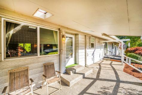 23916 7th Place W Bothell WA 98021