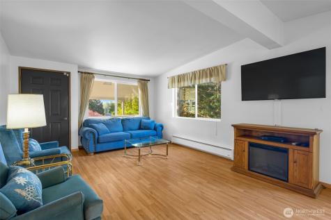 23916 7th Place W Bothell WA 98021