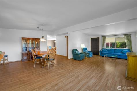 23916 7th Place W Bothell WA 98021