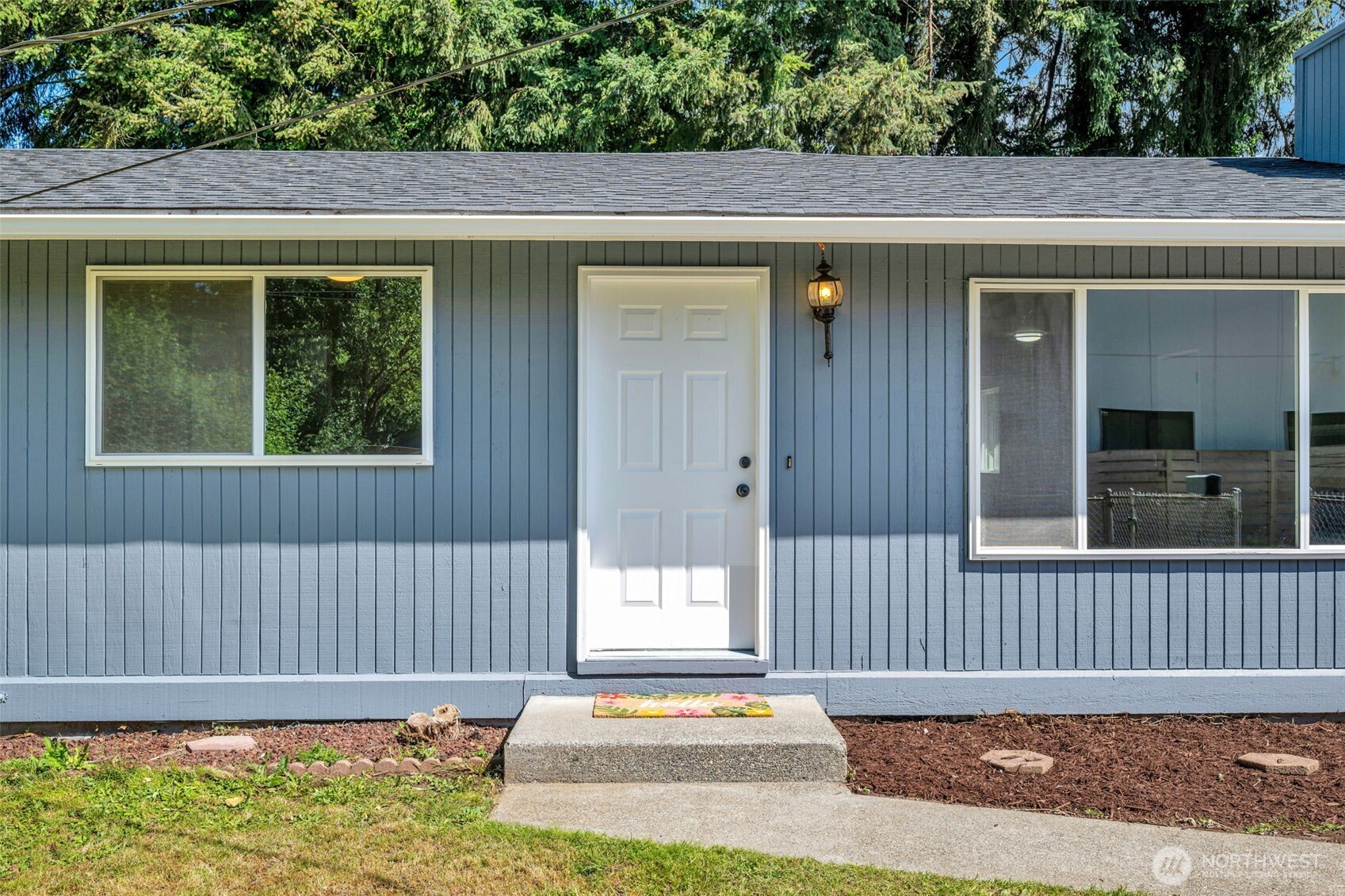 12833 9th Avenue SW Burien WA 98146