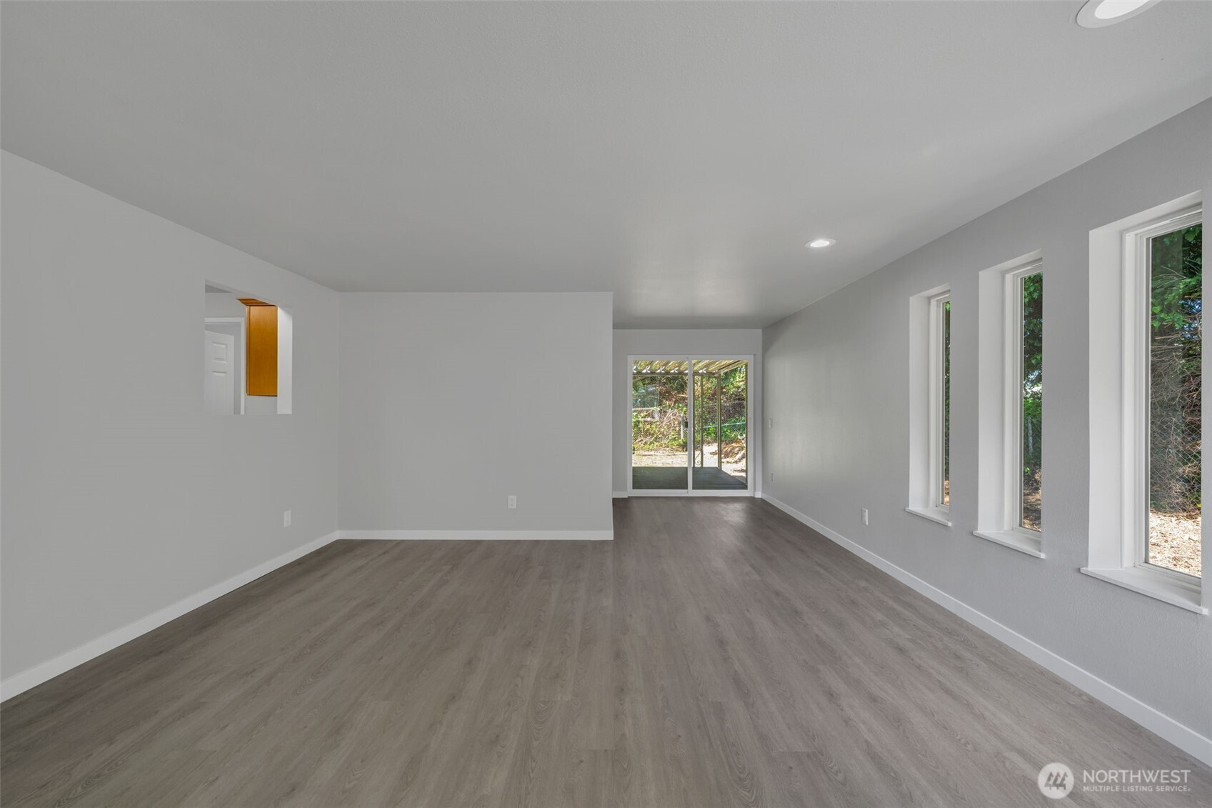 12833 9th Avenue SW Burien WA 98146