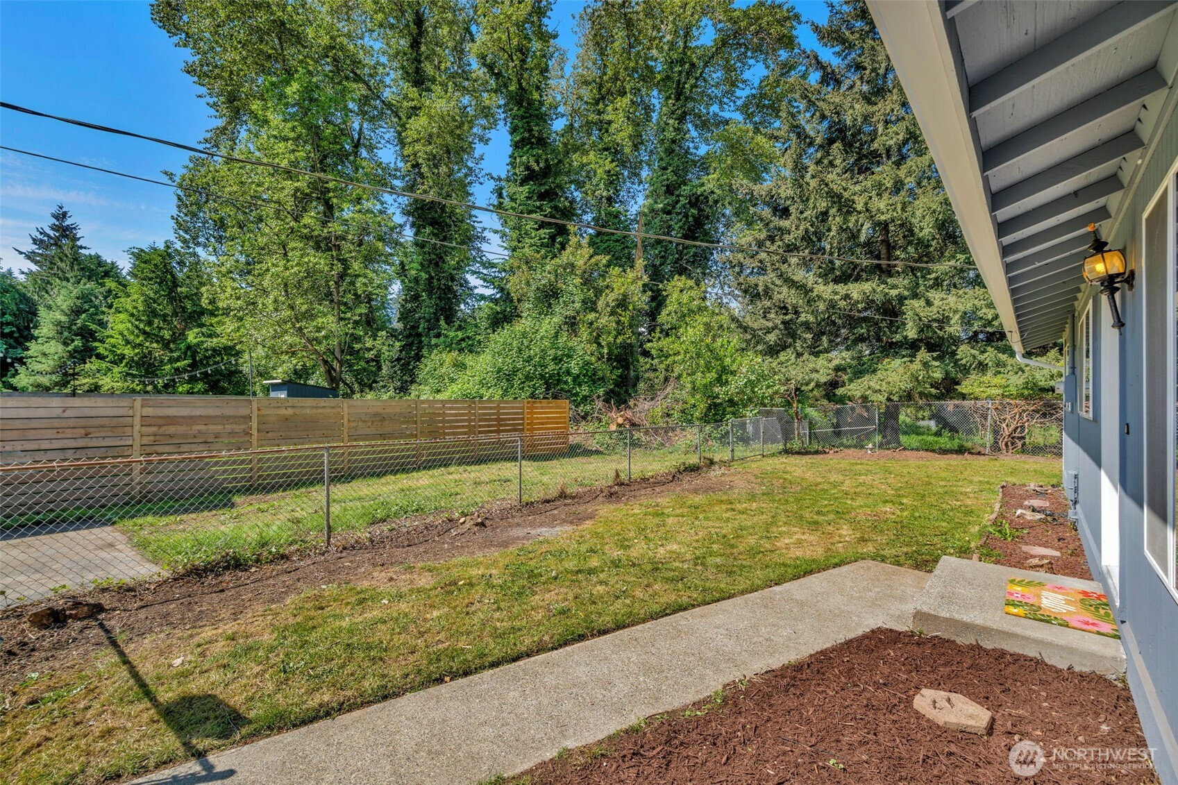 12833 9th Avenue SW Burien WA 98146