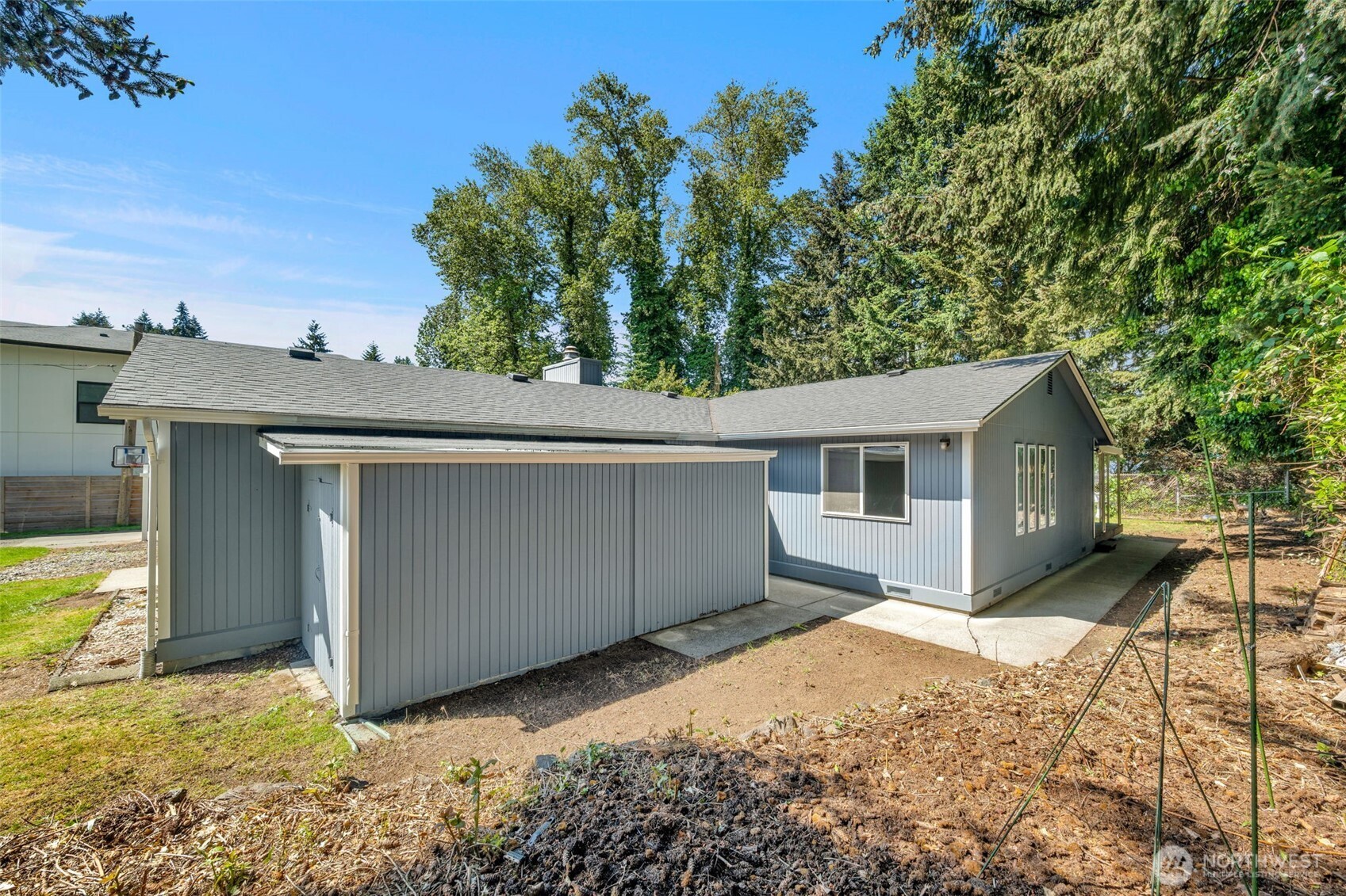 12833 9th Avenue SW Burien WA 98146