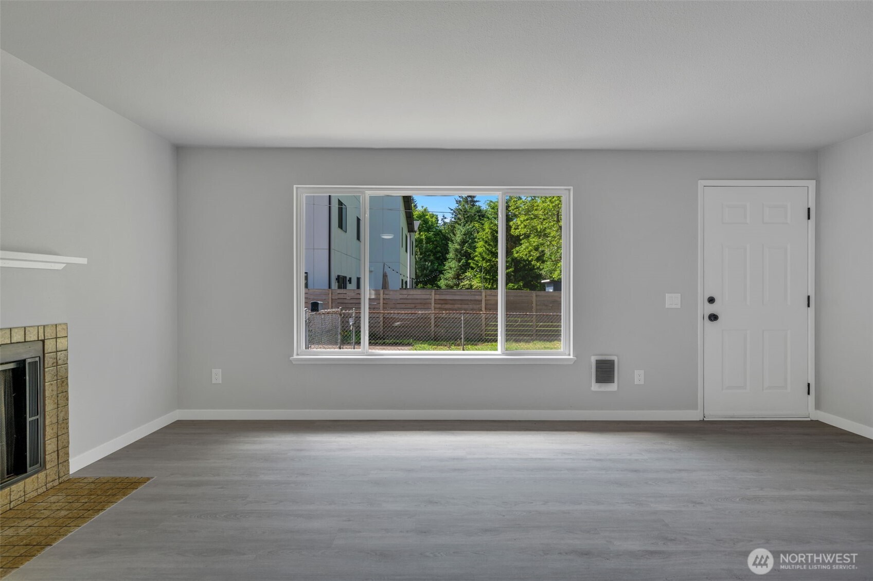 12833 9th Avenue SW Burien WA 98146