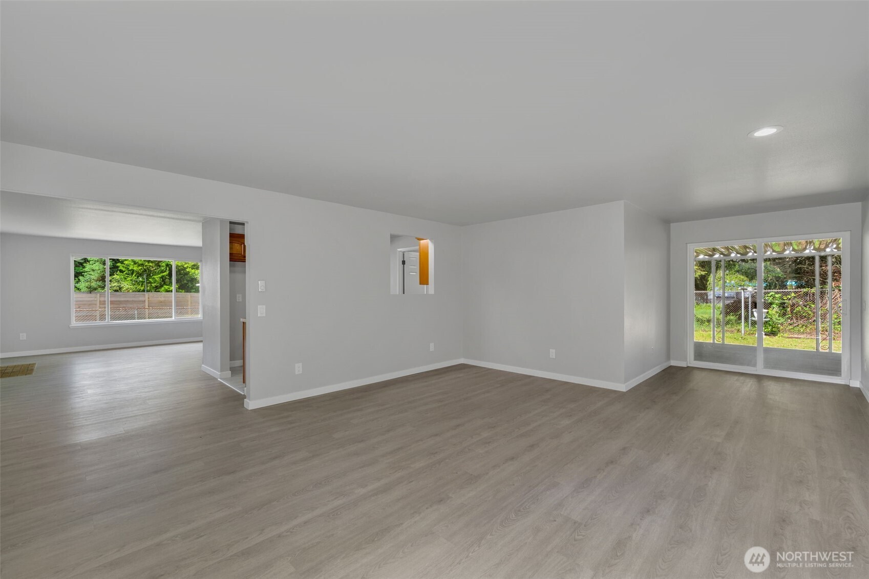 12833 9th Avenue SW Burien WA 98146