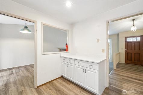 13807 173rd Ave Avenue NE Redmond WA 98052