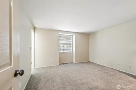 13807 173rd Ave Avenue NE Redmond WA 98052