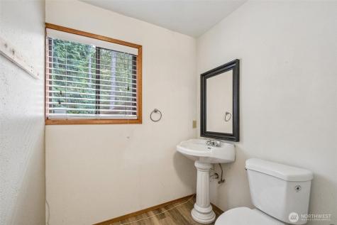13807 173rd Ave Avenue NE Redmond WA 98052