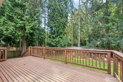 13807 173rd Ave Avenue NE Redmond WA 98052