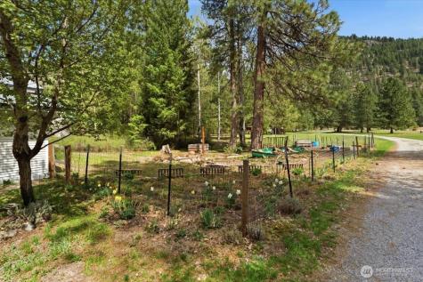 17310 Jenne Drive Entiat WA 98822