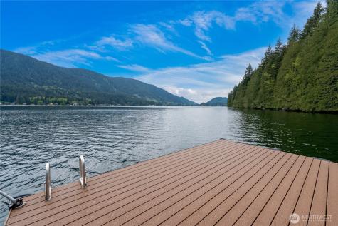 34605 Shore Mount Vernon WA 98274