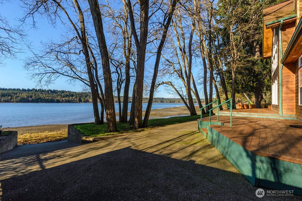 3250 E State Route 302 Belfair WA 98528