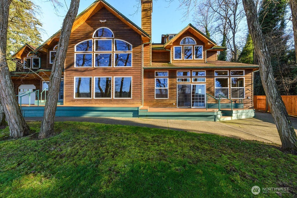 3250 E State Route 302 Belfair WA 98528