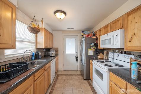 140 W Northshore Drive Moses Lake WA 98837