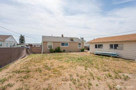 140 W Northshore Drive Moses Lake WA 98837