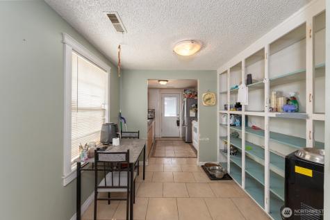 140 W Northshore Drive Moses Lake WA 98837