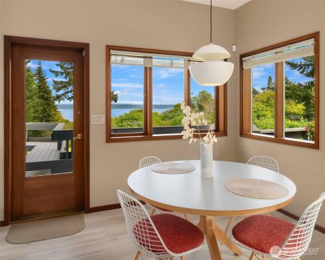 8425 SW 216th Street Vashon WA 98070