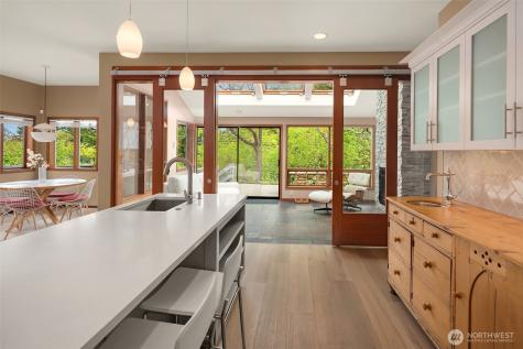 8425 SW 216th Street Vashon WA 98070