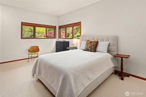 8425 SW 216th Street Vashon WA 98070