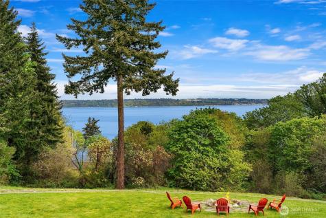 8425 SW 216th Street Vashon WA 98070