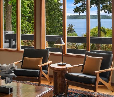8425 SW 216th Street Vashon WA 98070