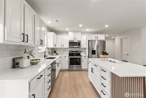 17811 E 114th Street Court Bonney Lake WA 98391