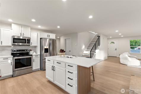 17811 E 114th Street Court Bonney Lake WA 98391