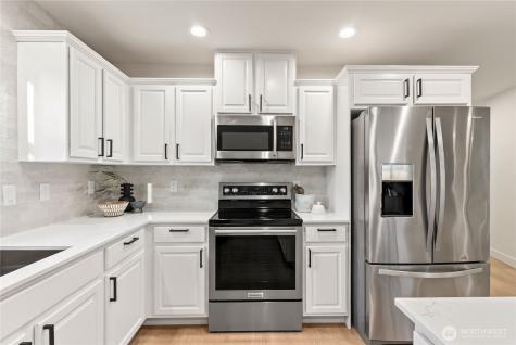 17811 E 114th Street Court Bonney Lake WA 98391