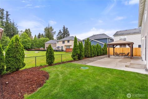 17811 E 114th Street Court Bonney Lake WA 98391