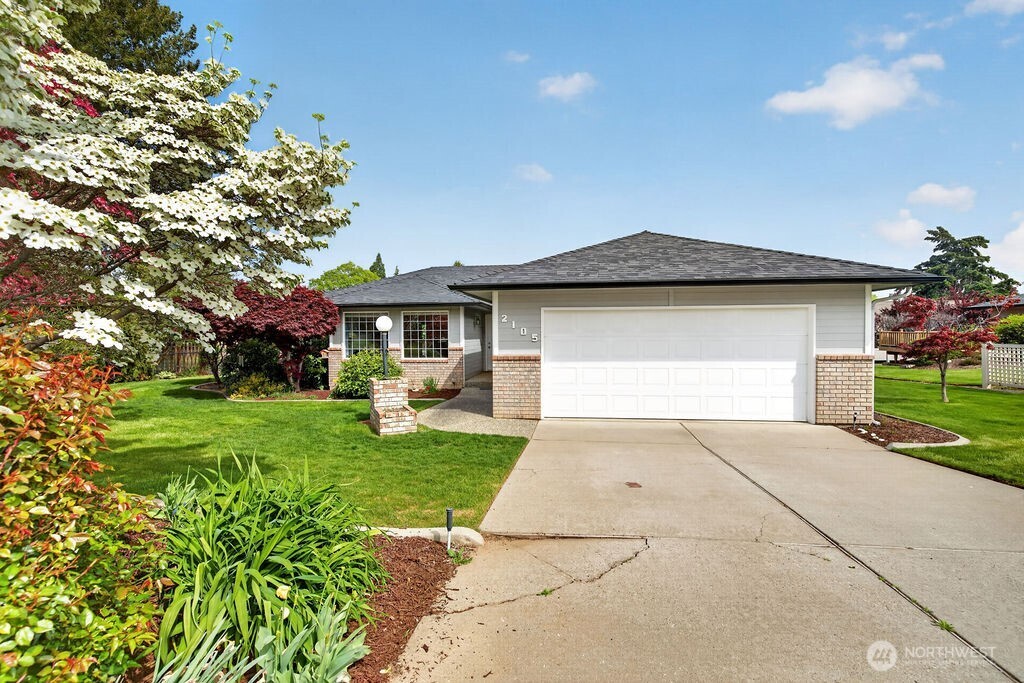 2105 Sutton Place Wenatchee WA 98801