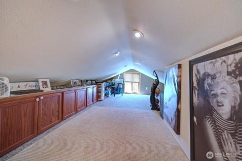 319 10th St NE Long Beach WA 98631