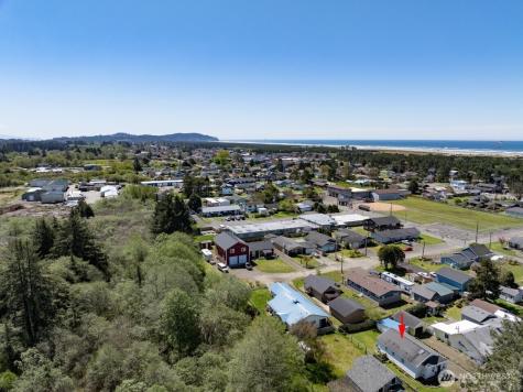 319 10th St NE Long Beach WA 98631