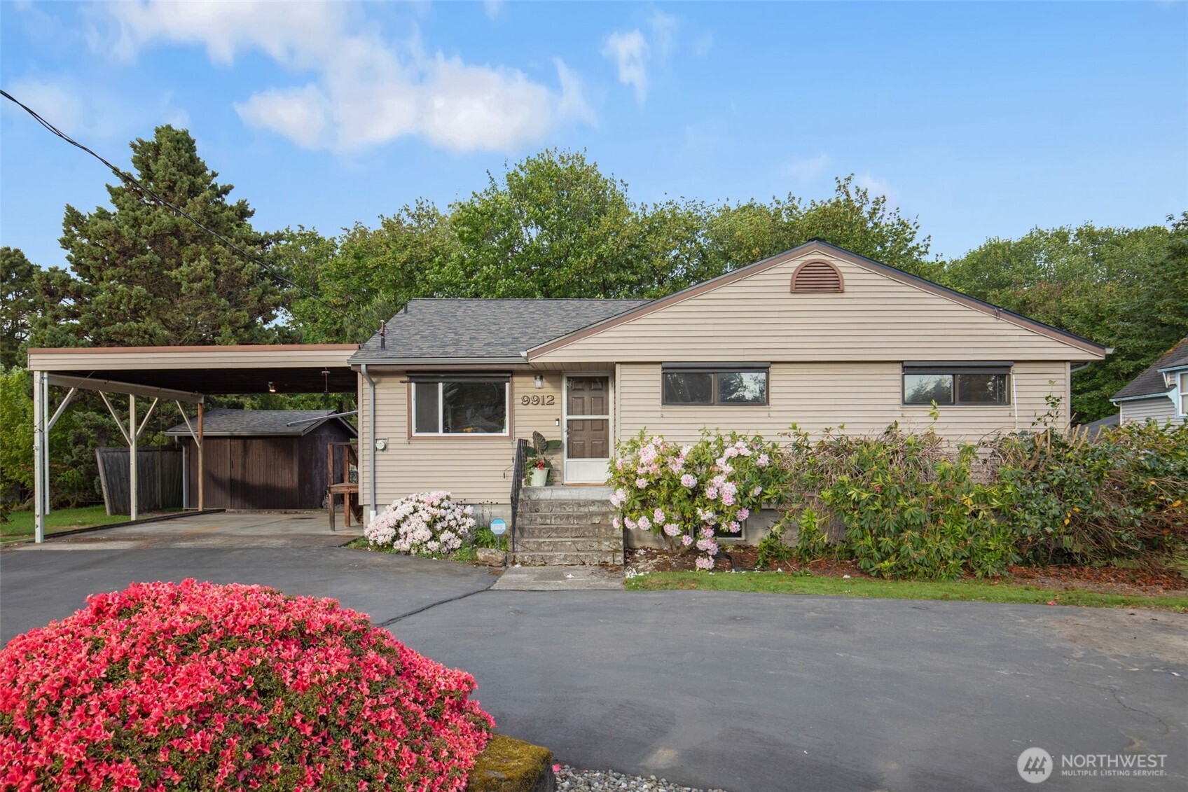 9912 51st Avenue S Seattle WA 98118
