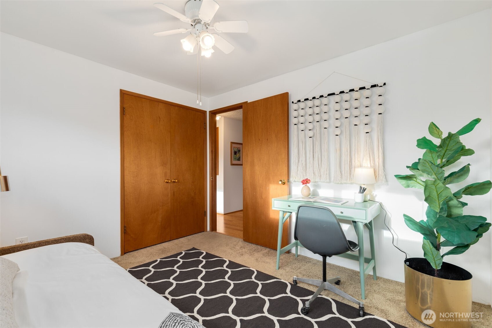 9912 51st Avenue S Seattle WA 98118