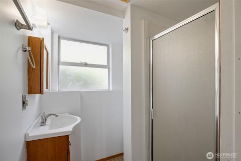9912 51st Avenue S Seattle WA 98118