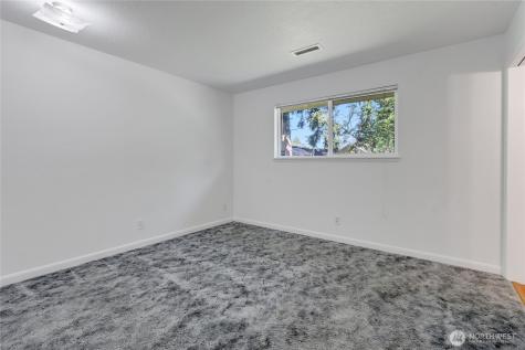32226 39th Avenue S Federal Way WA 98001
