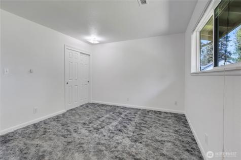 32226 39th Avenue S Federal Way WA 98001