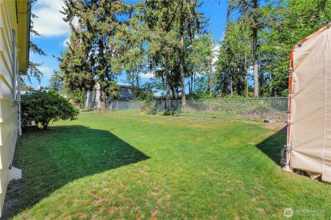 32226 39th Avenue S Federal Way WA 98001