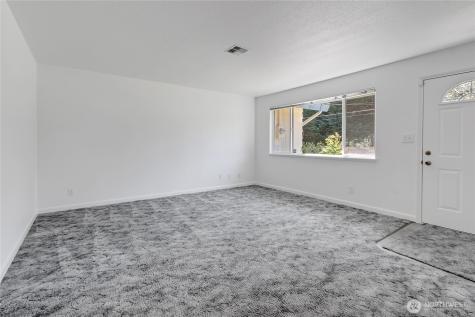 32226 39th Avenue S Federal Way WA 98001