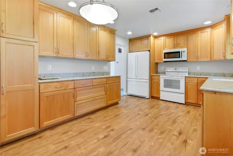 32226 39th Avenue S Federal Way WA 98001