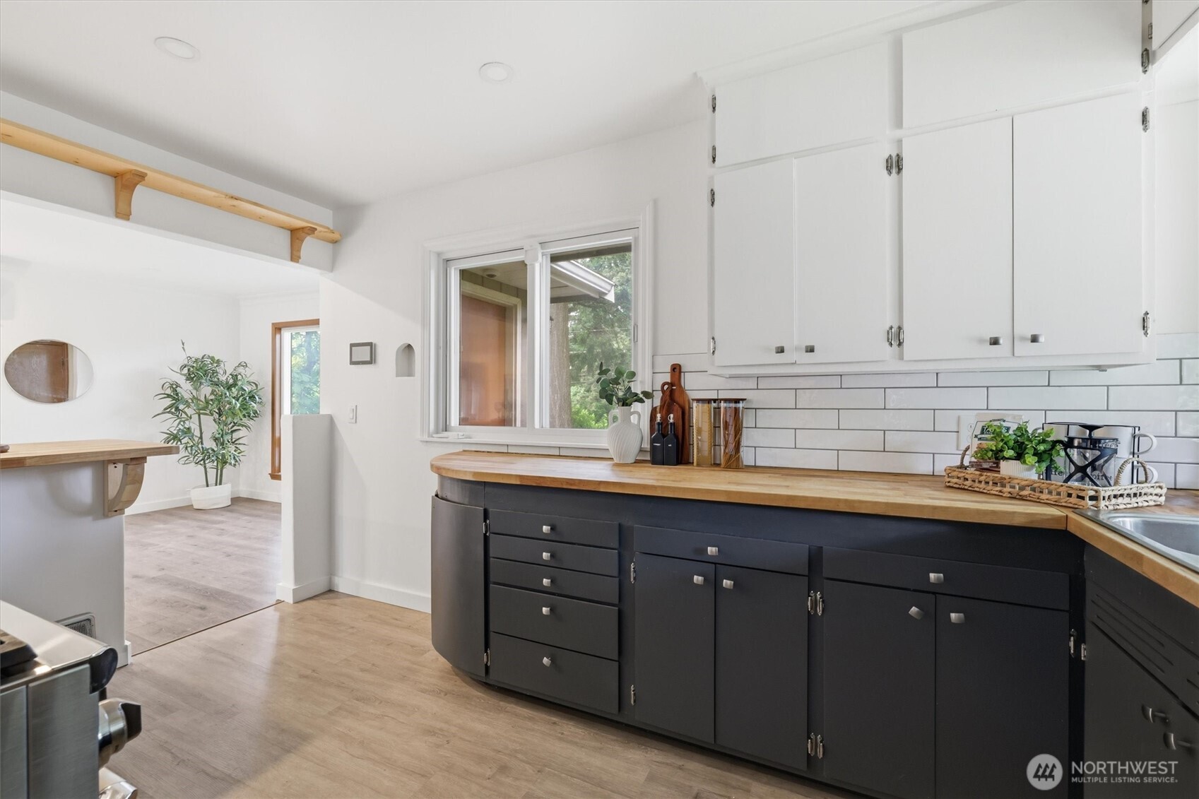 1027 S 124th Street Seattle WA 98168