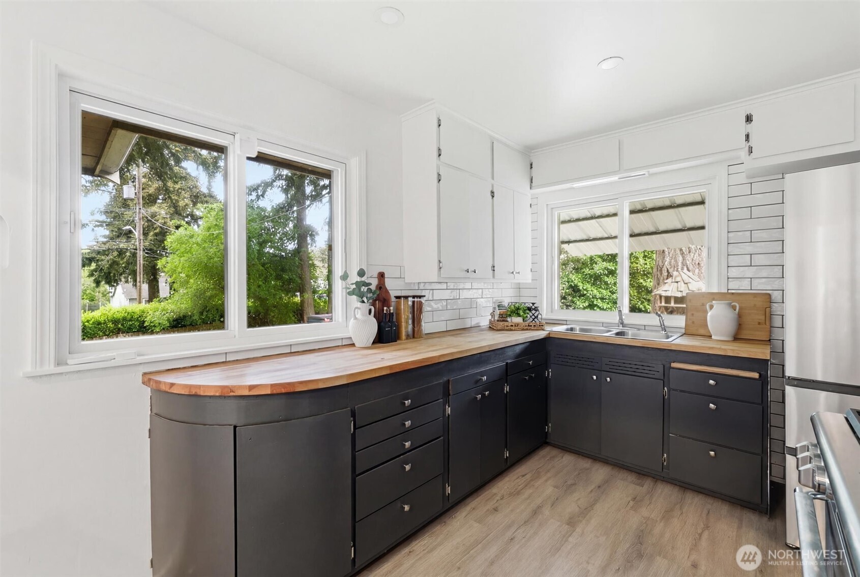1027 S 124th Street Seattle WA 98168