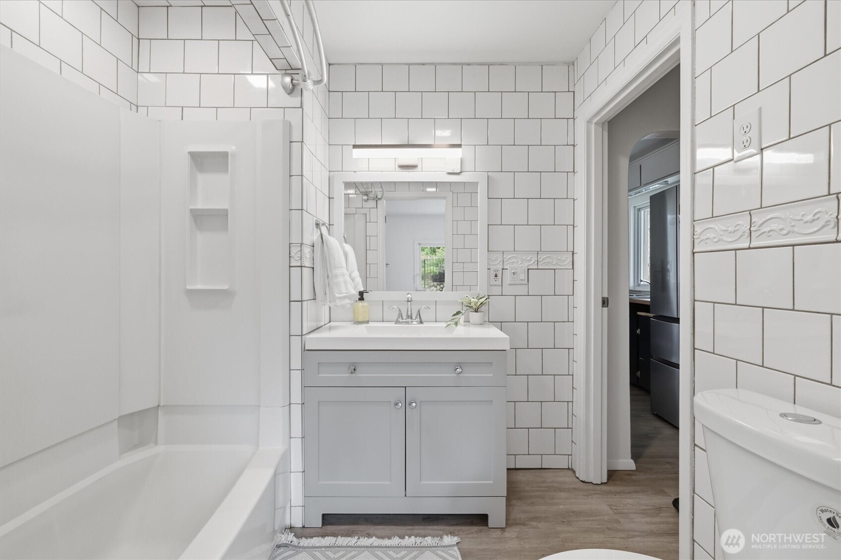 1027 S 124th Street Seattle WA 98168